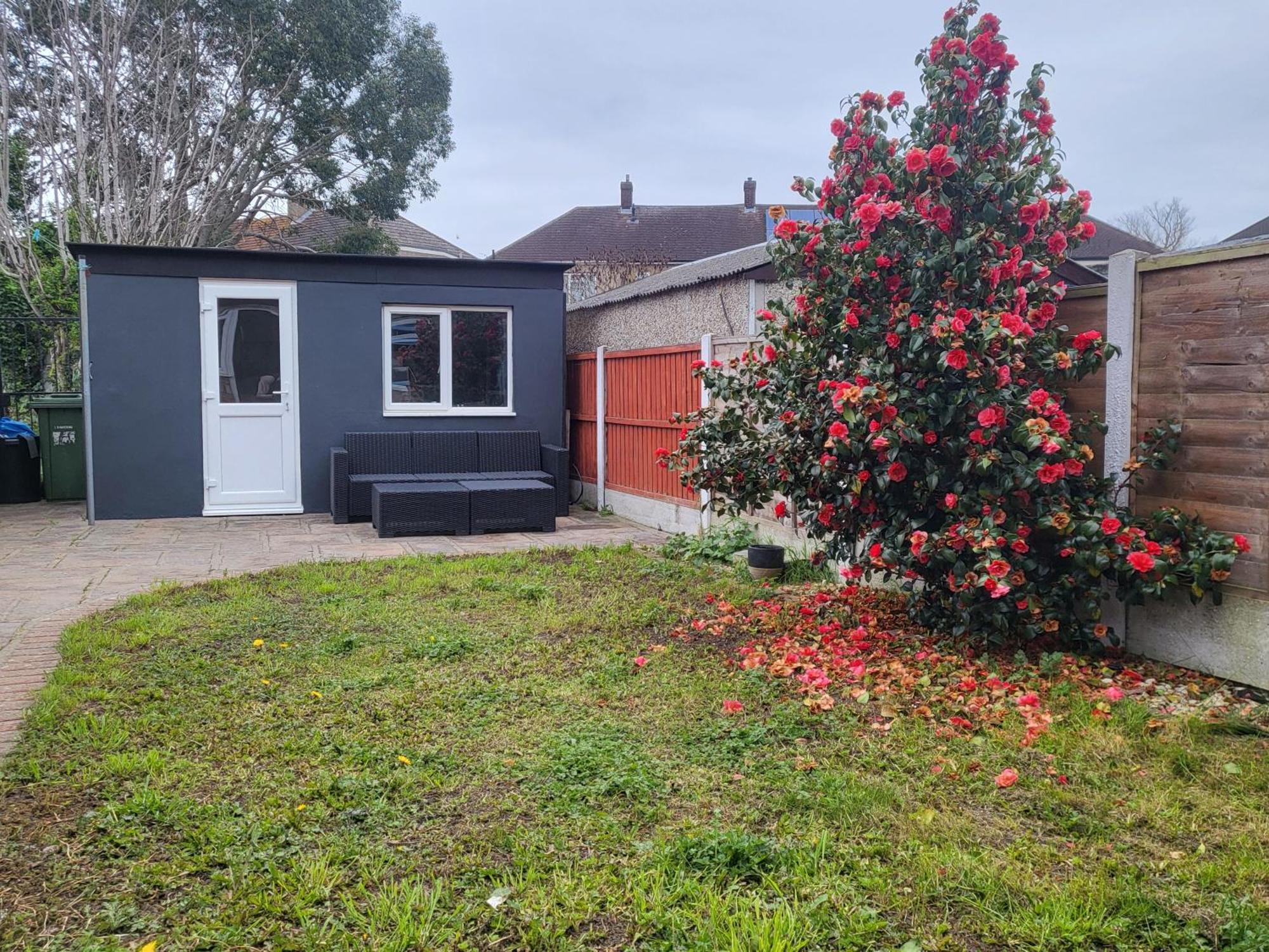 Beautiful Newly Renovated House In Rainham Essexヴィラ エクステリア 写真