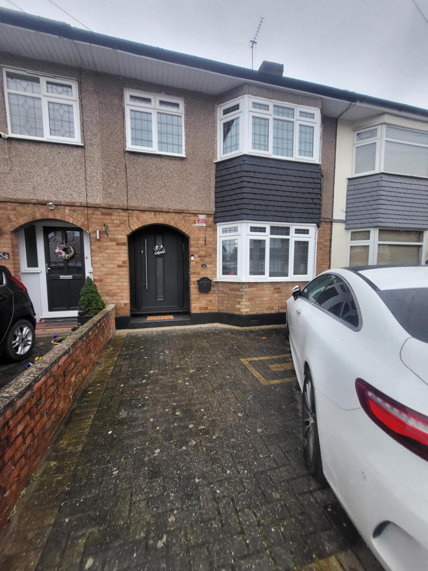 Beautiful Newly Renovated House In Rainham Essexヴィラ エクステリア 写真
