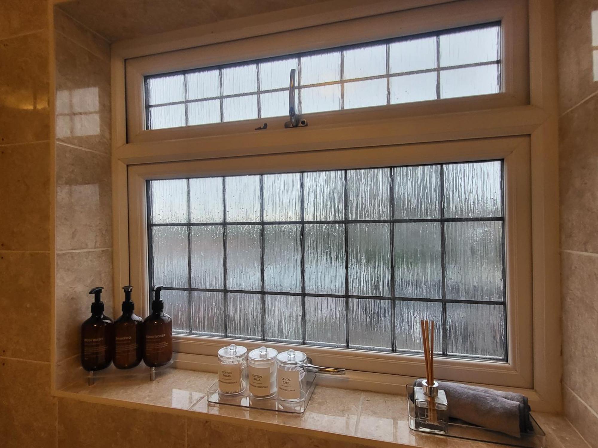 Beautiful Newly Renovated House In Rainham Essexヴィラ エクステリア 写真